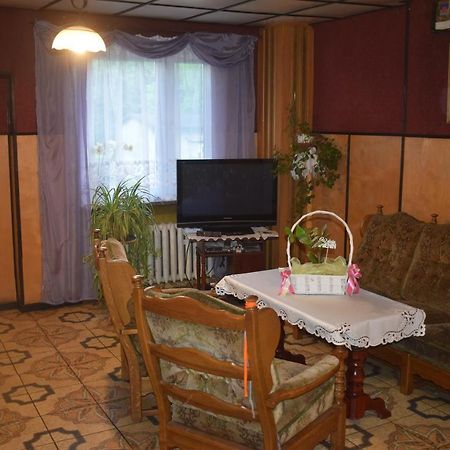 Dom Noclegowy Ellen Jarosław Exteriör bild