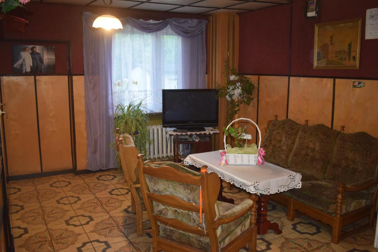 Dom Noclegowy Ellen Jarosław Exteriör bild
